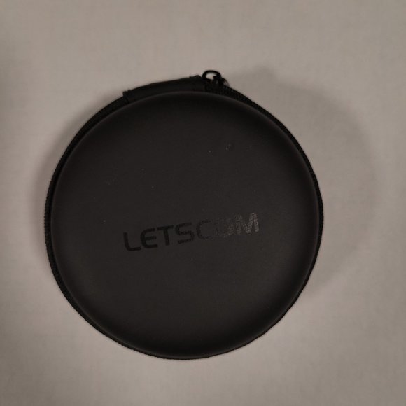 Small Headphone Case with Belt Hook Black - Picture 1 of 4
